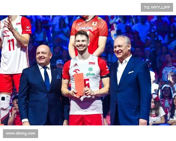 回顾2023法国对阵波兰的激烈较量与难忘精彩瞬间全景呈现纪实